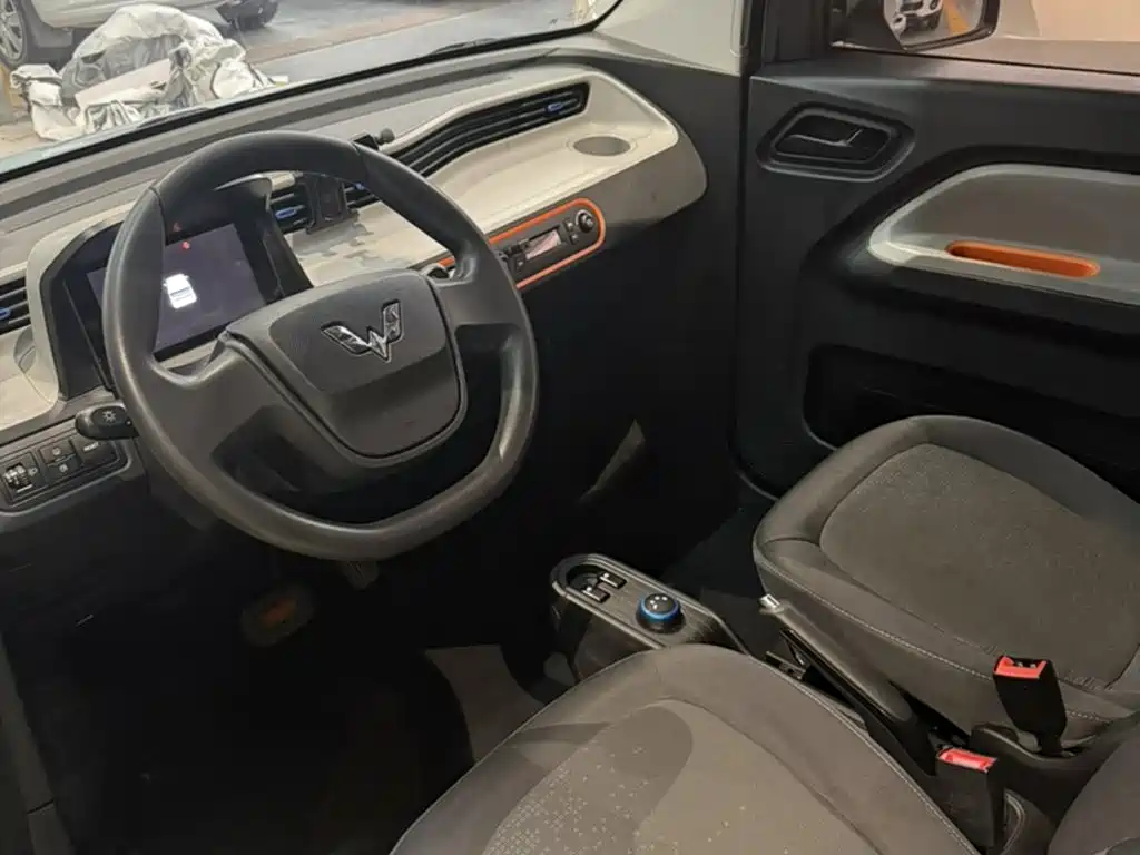 Wuling MINIEV — миниатюра 12