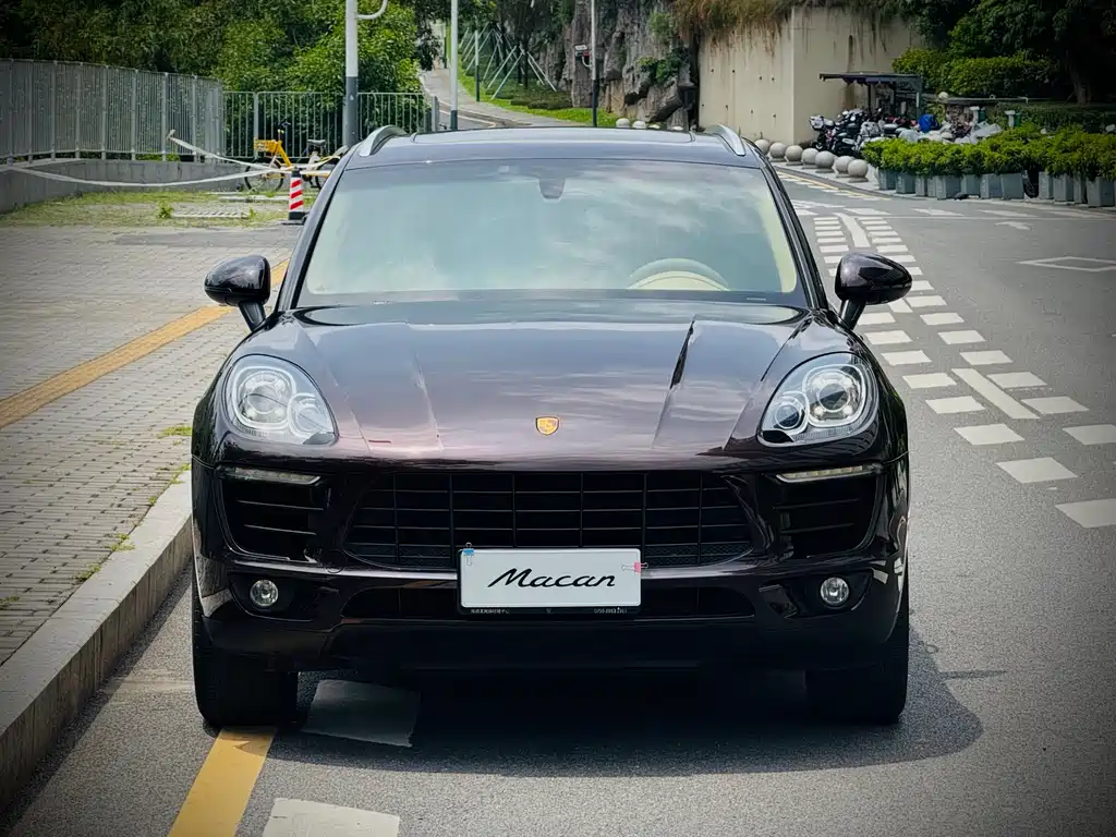 Porsche Macan 2016 Macan 2.0T