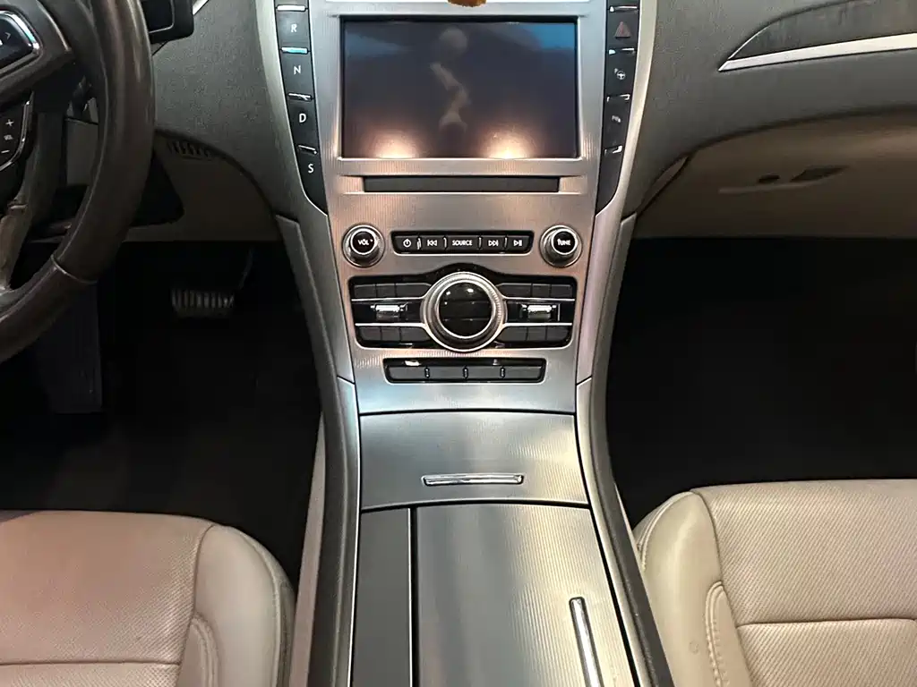 LINCOLN MKZ