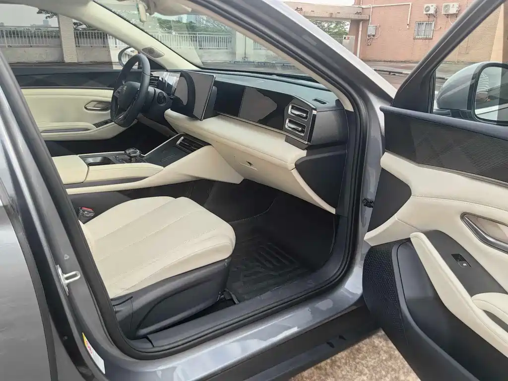 BYD Qin L — миниатюра 14