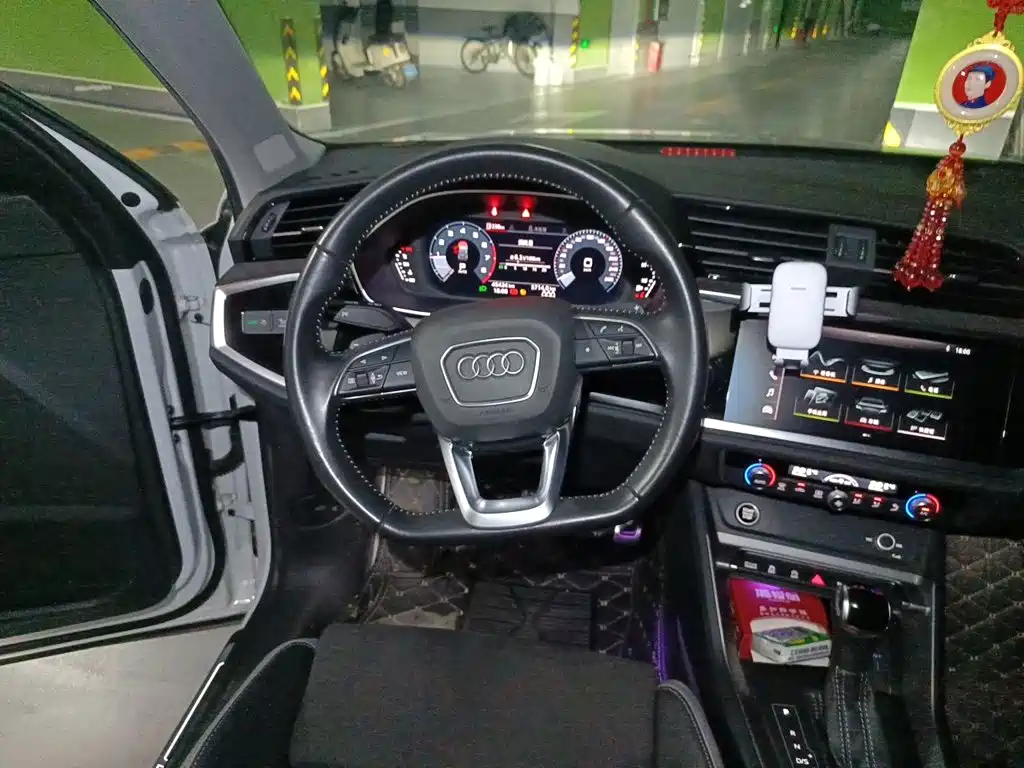 Audi Q3 — миниатюра 11
