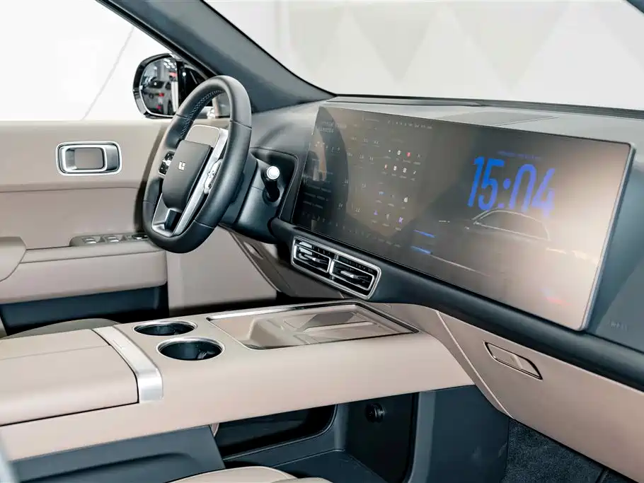 Li Auto Li L8 — миниатюра 18