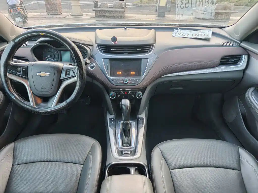 Chevrolet Malibu — миниатюра 10