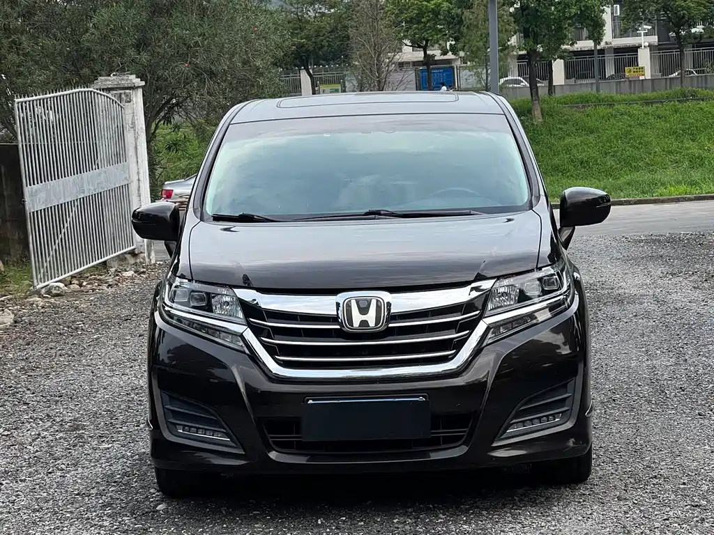 Honda Elysion — миниатюра 2