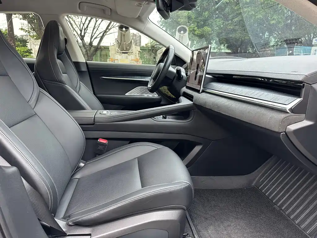 ZEEKR EXTREME KRYPTON 001