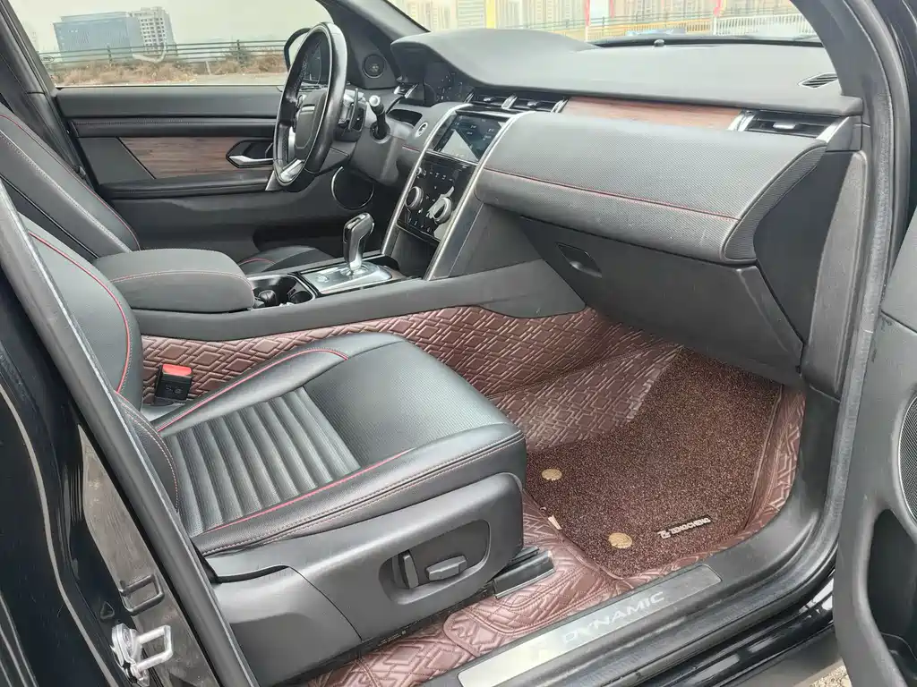 LAND ROVER DISCOVER SPORTS