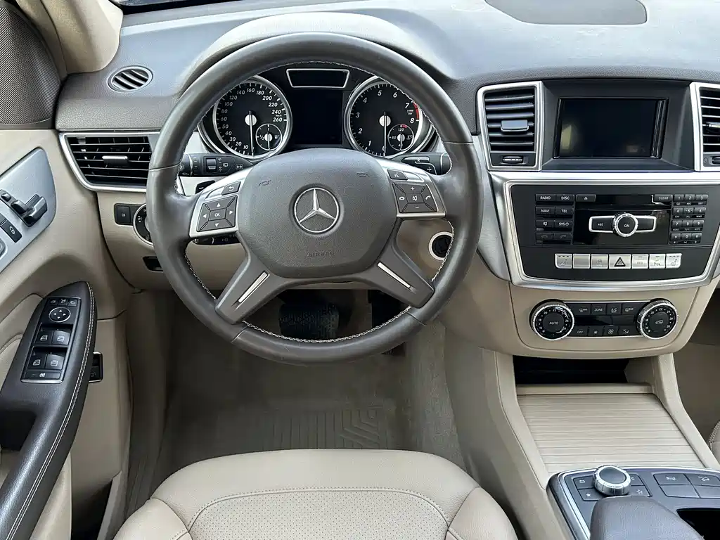 Mercedes-Benz M 2015 ML 320 4MATIC