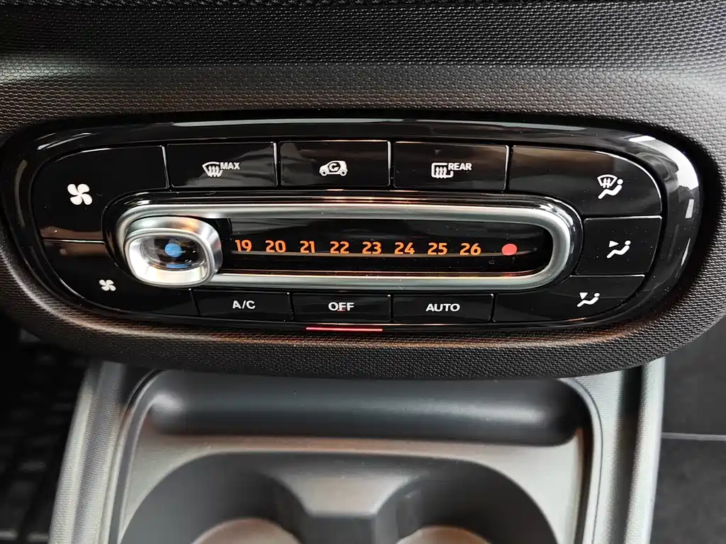smart Smart Fortwo — миниатюра 18