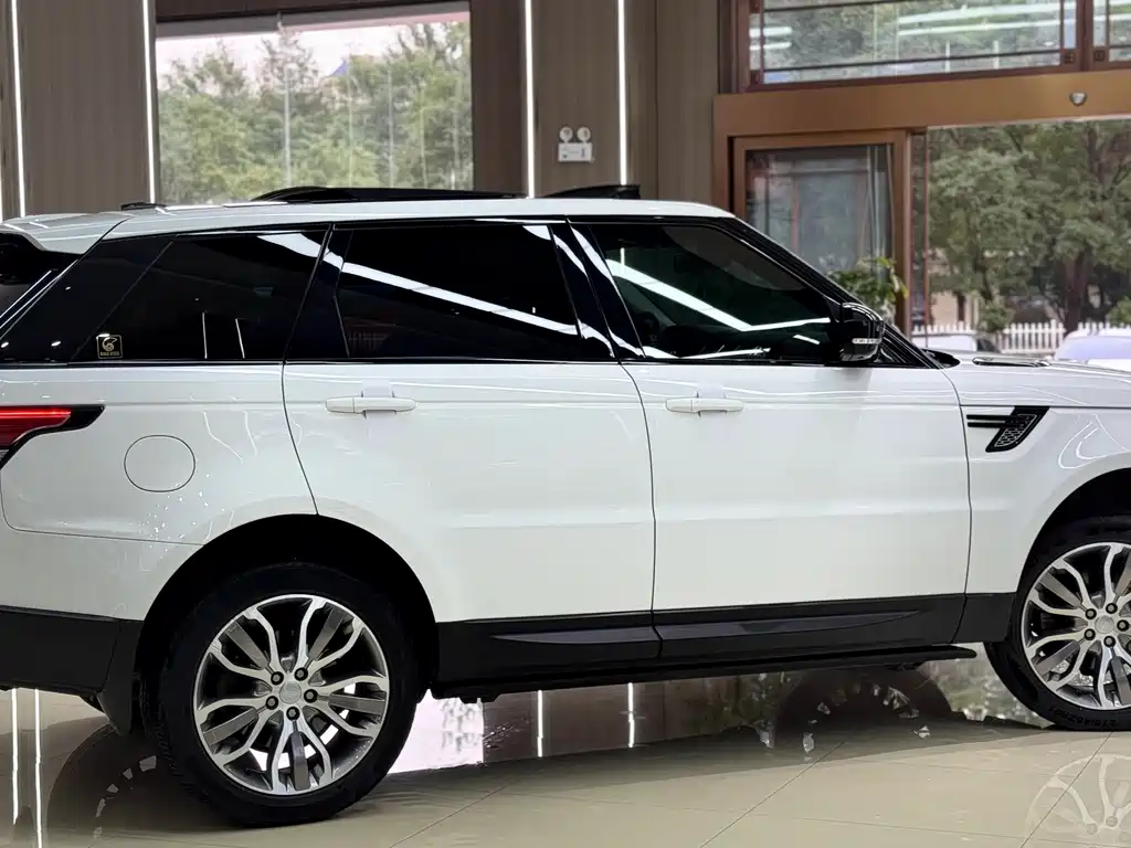 Land Rover Sport — миниатюра 3
