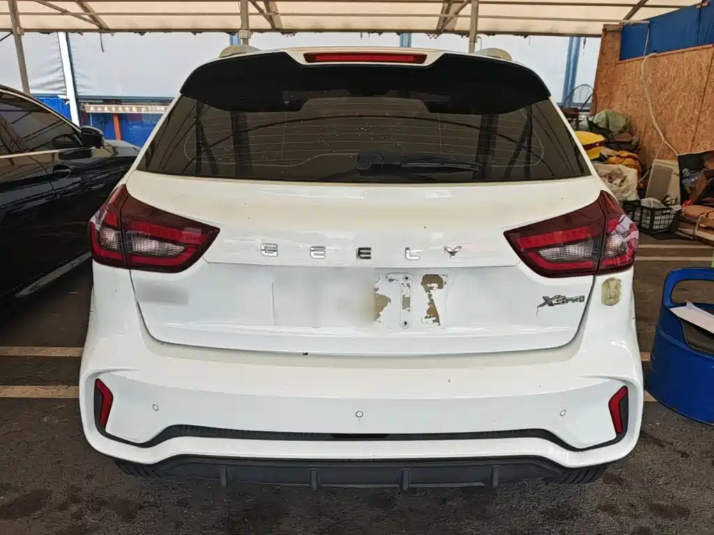 Geely Vision X3 — миниатюра 6