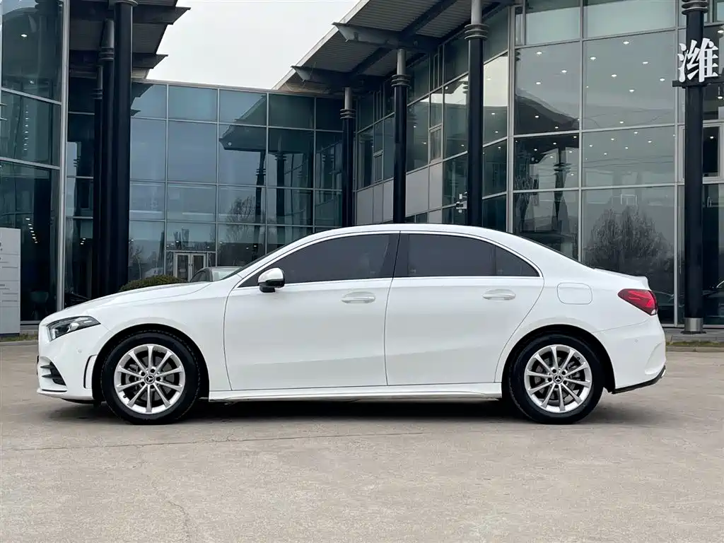 MERCEDES-BENZ A CLASS