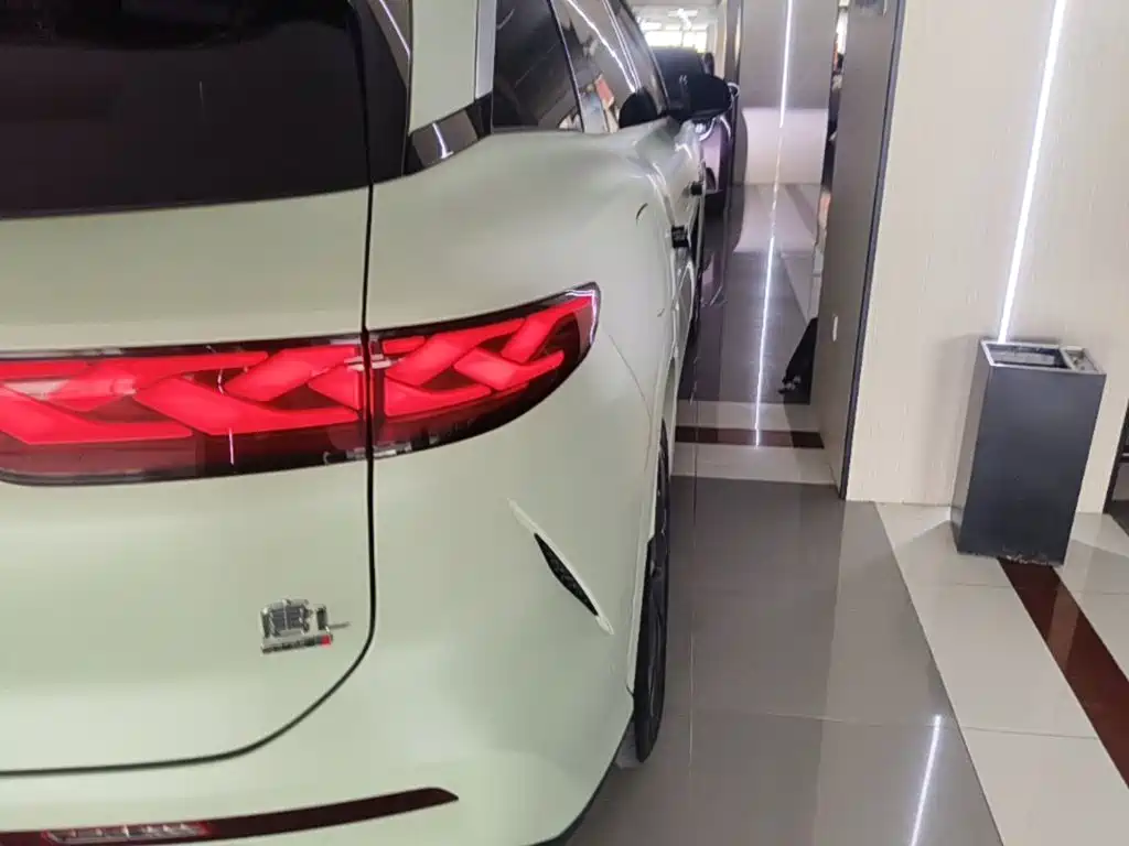 BYD Tang L — миниатюра 8