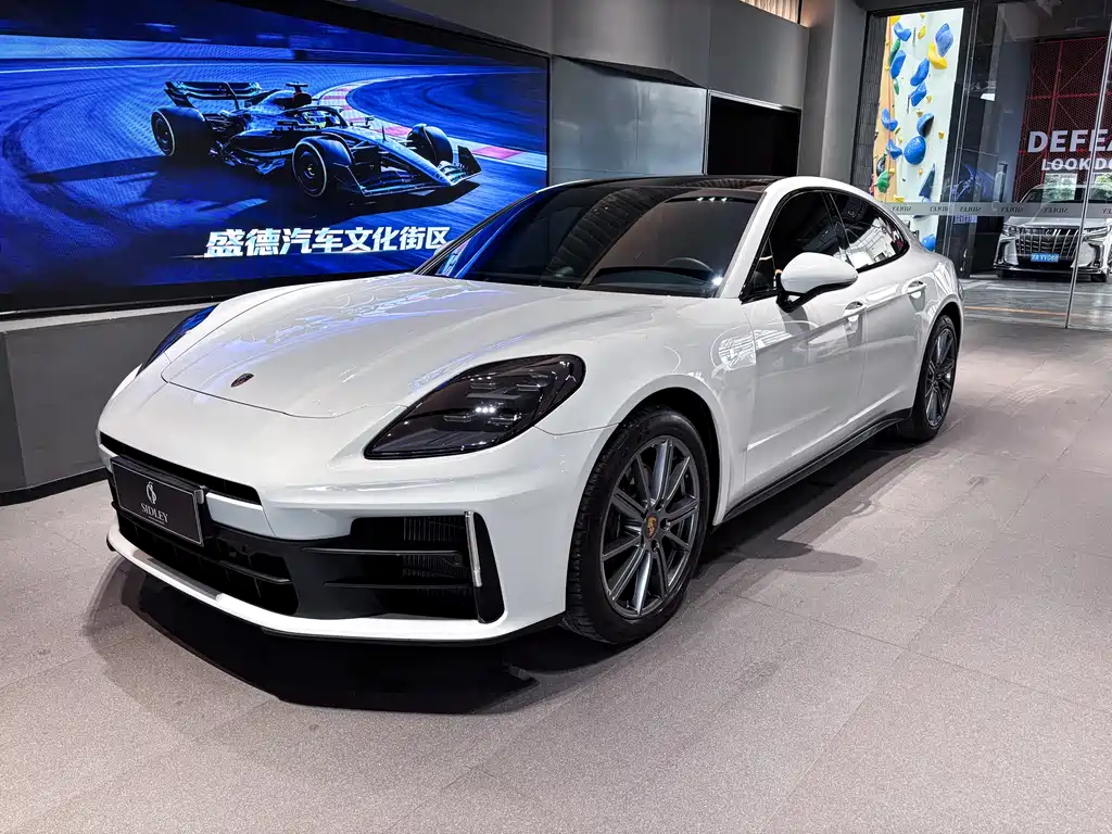Купить Porsche Panamera