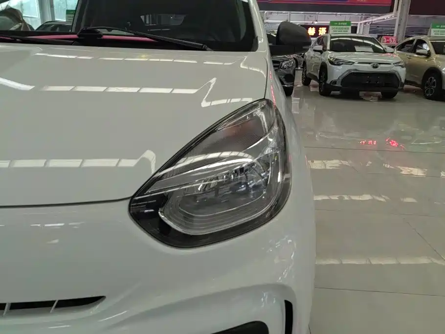 Roewe Clever — миниатюра 5