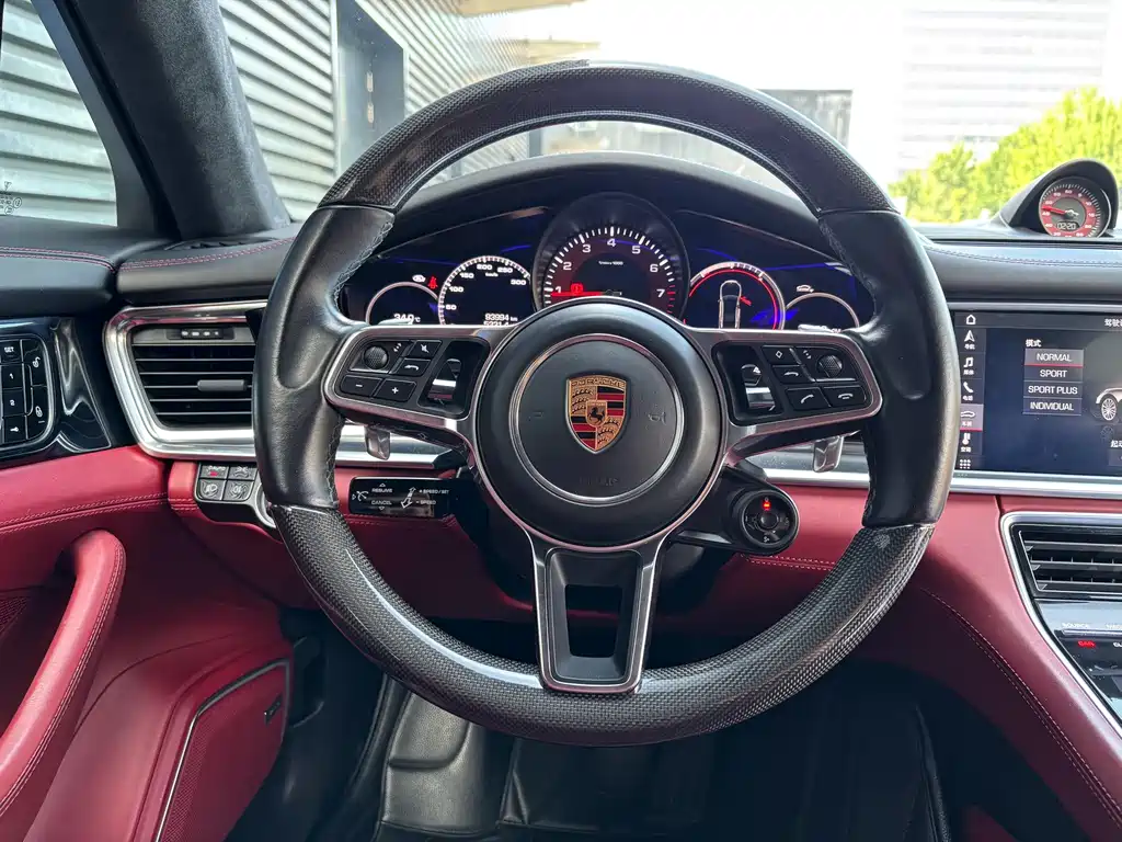 Porsche Panamera — миниатюра 14