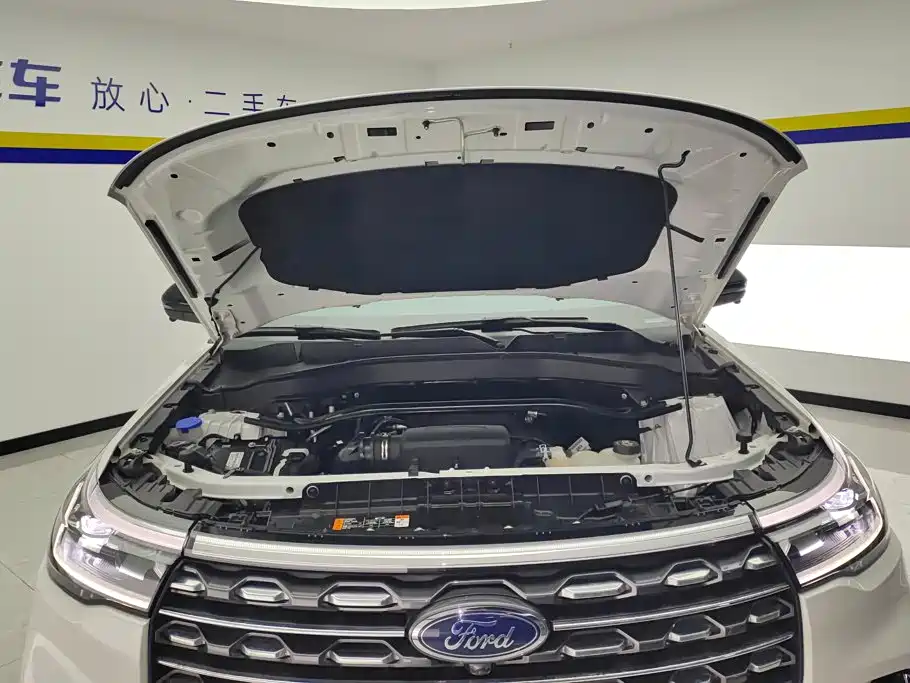 Ford Explorer — миниатюра 10