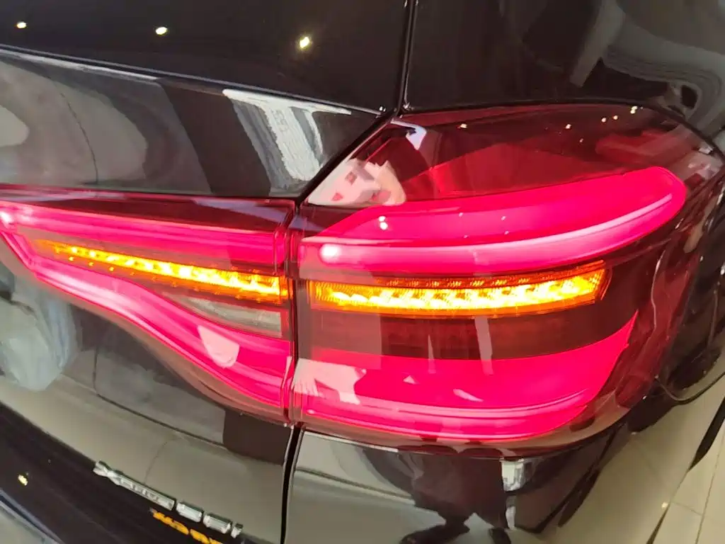 BMW X3 — миниатюра 8