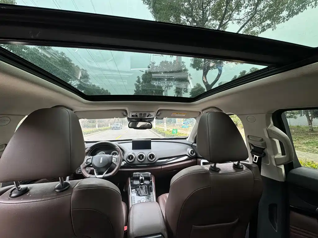 WEI PAI WEI BRAND VV7