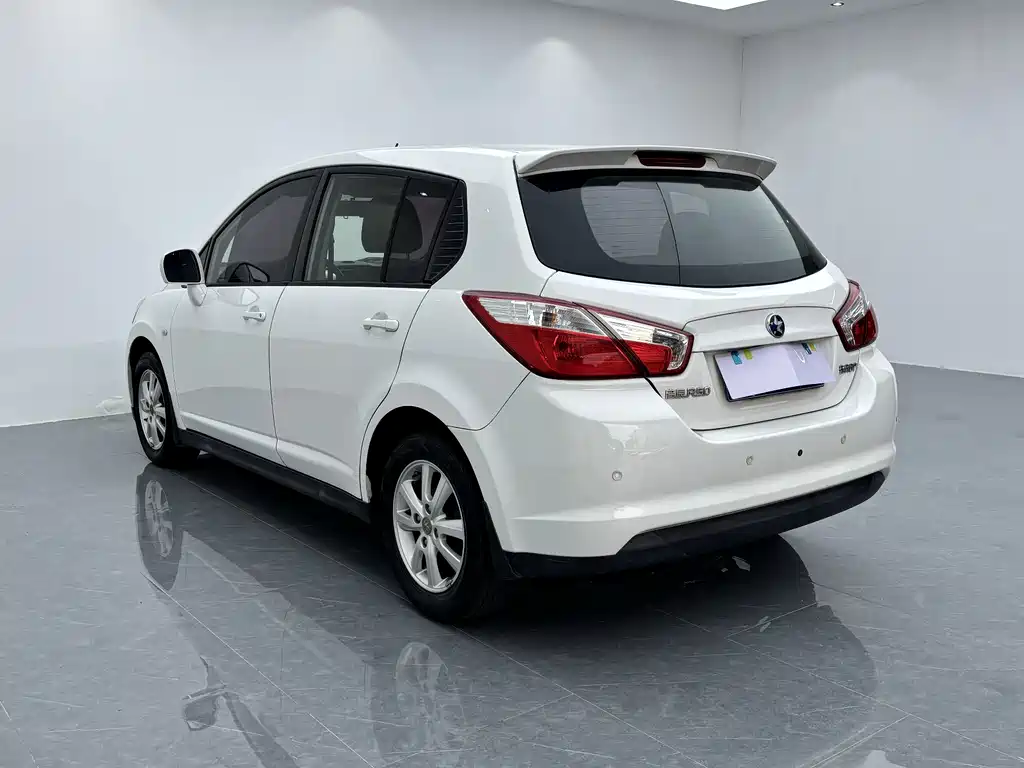 Venucia R50 — миниатюра 12