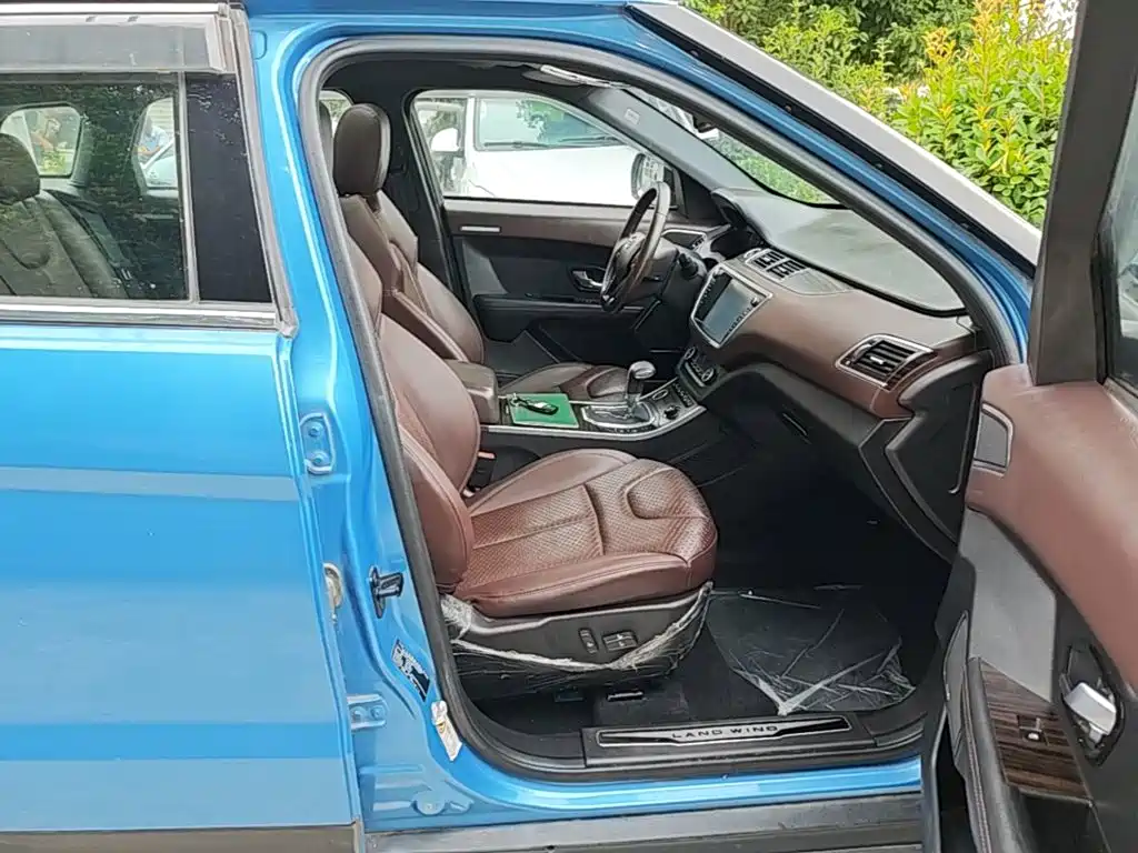 Landwind Landwind X7 — миниатюра 25