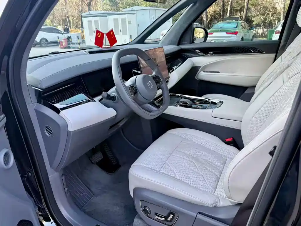 ZEEKR EXTREME KRYPTON 009