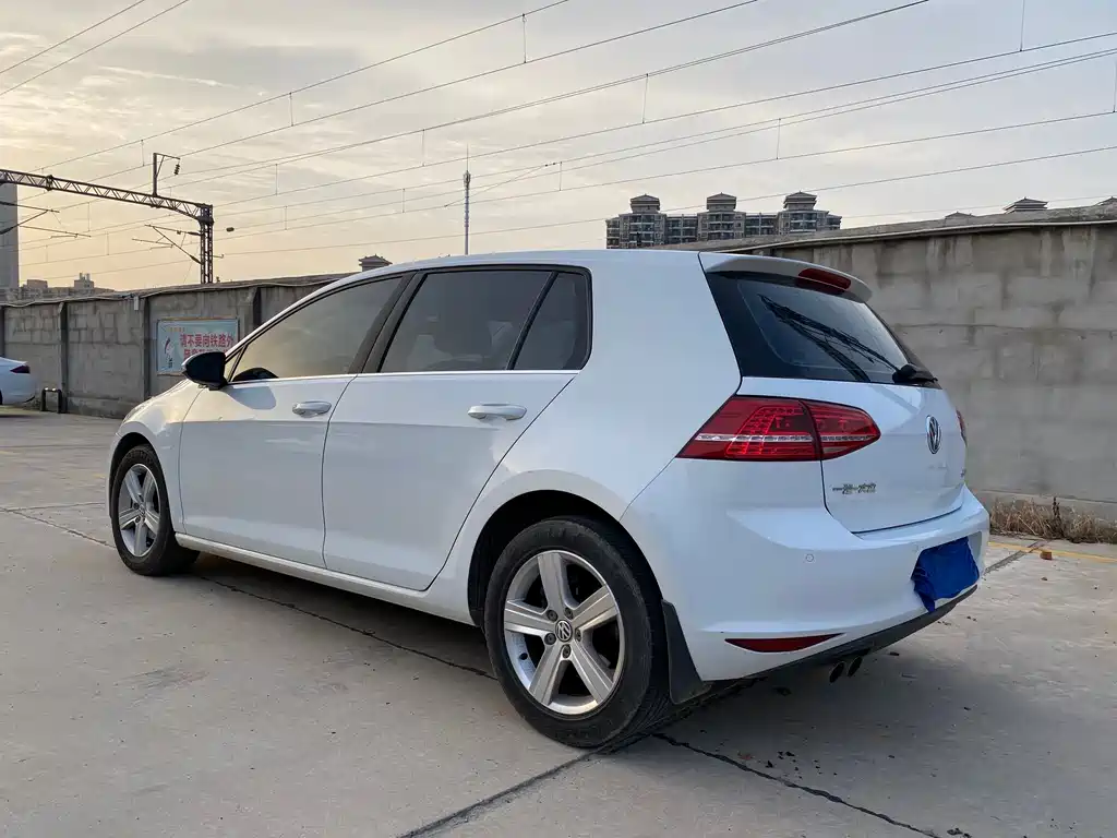 Volkswagen Golf — миниатюра 15