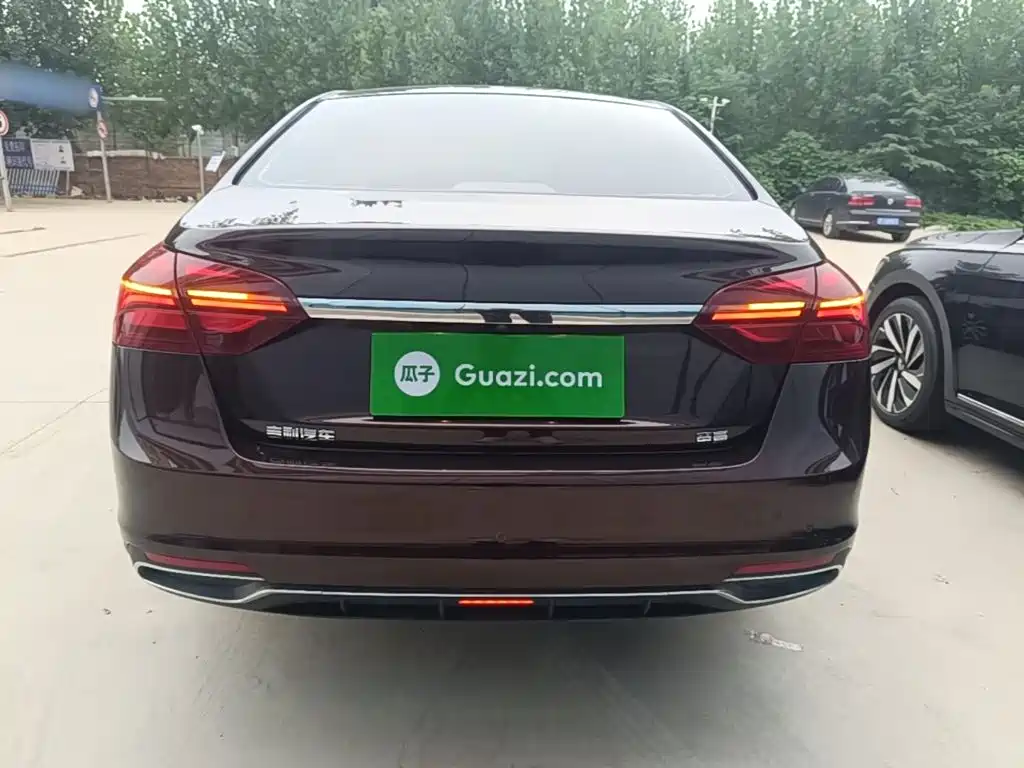 Geely Emgrand — миниатюра 6