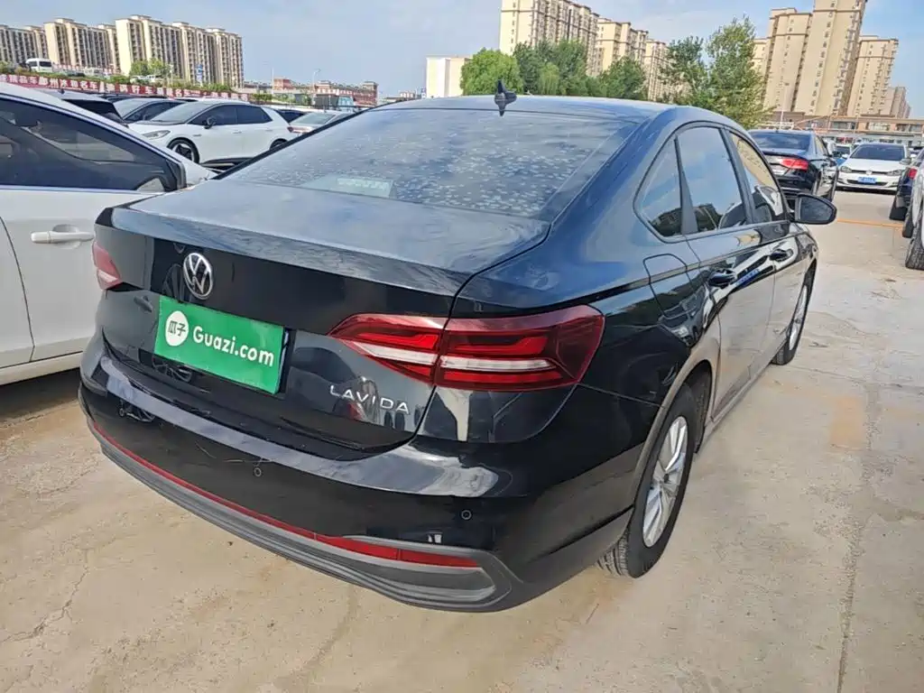 Volkswagen Lavida — миниатюра 7