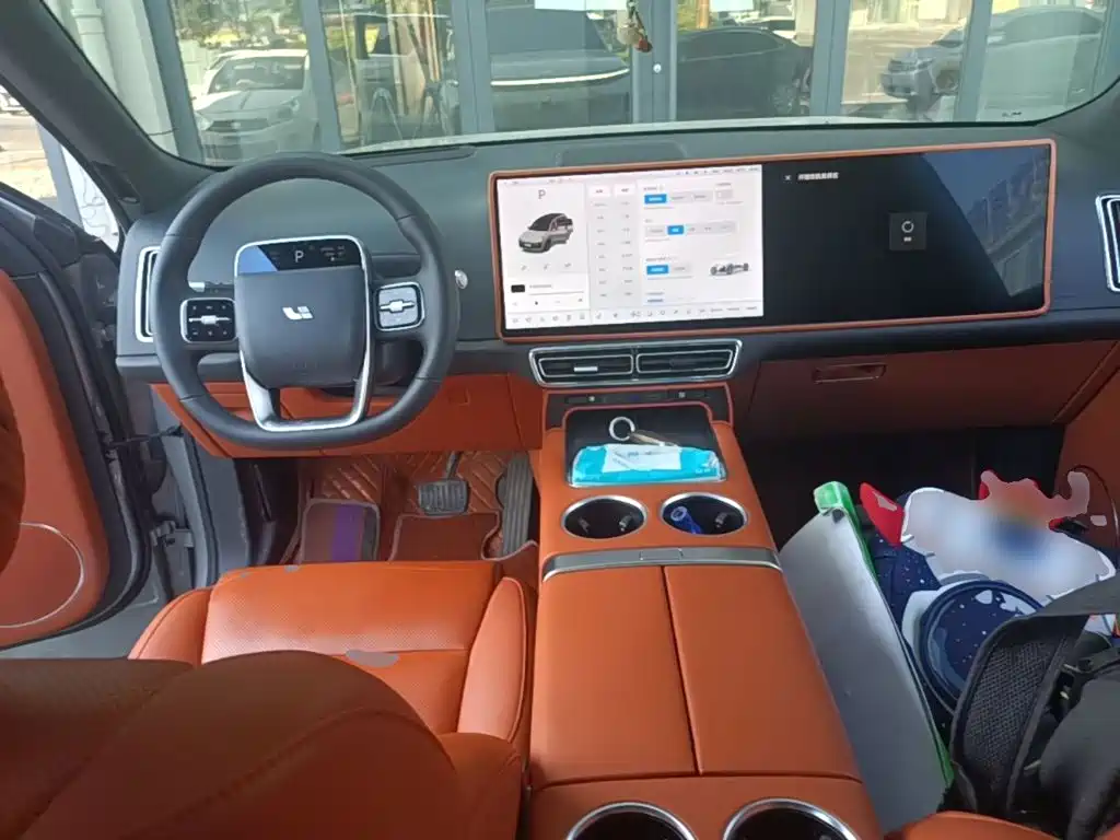 Li Auto Li L8 — миниатюра 10