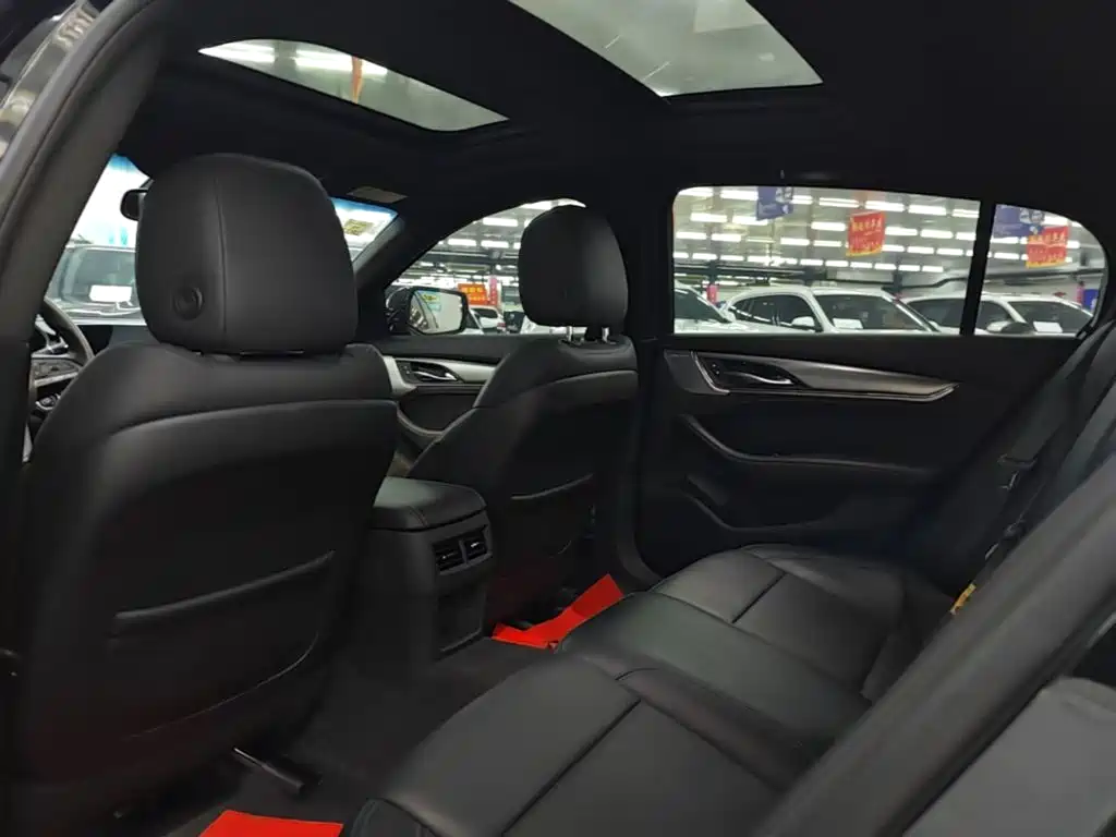 Cadillac CT5 — миниатюра 17