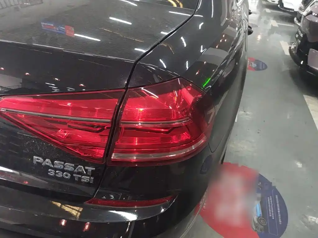 Volkswagen Passat — миниатюра 8