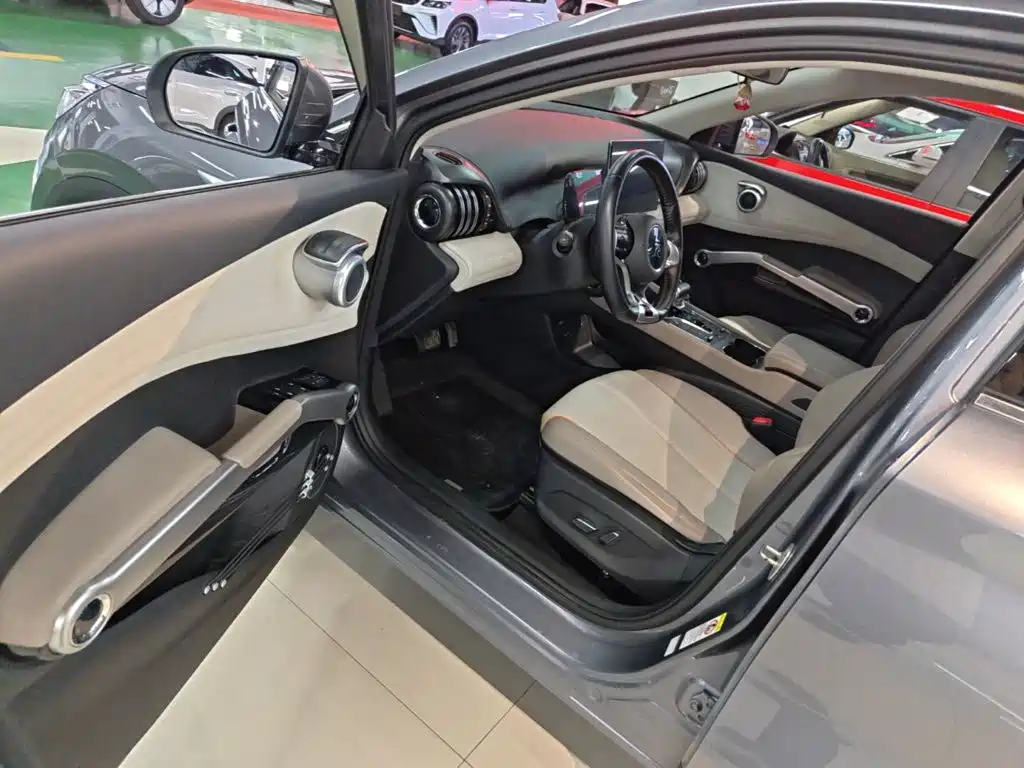 BYD Yuan Plus — миниатюра 16