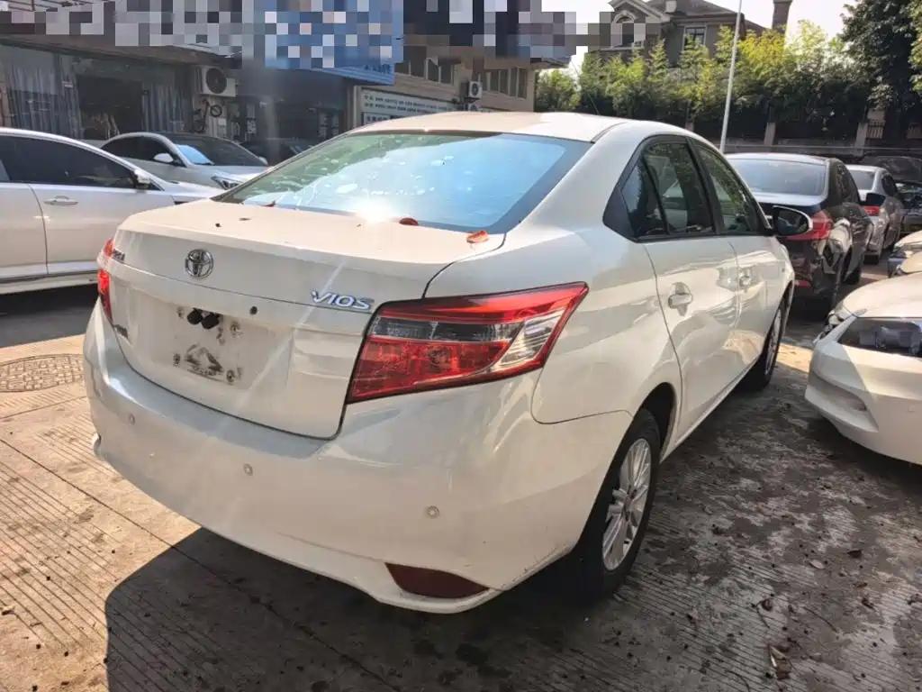 Toyota Vios — миниатюра 7
