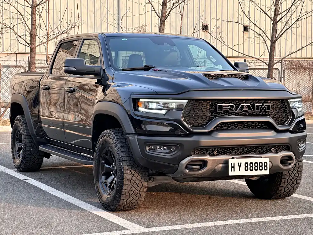 Ram Trucks 2023 6.2T AT