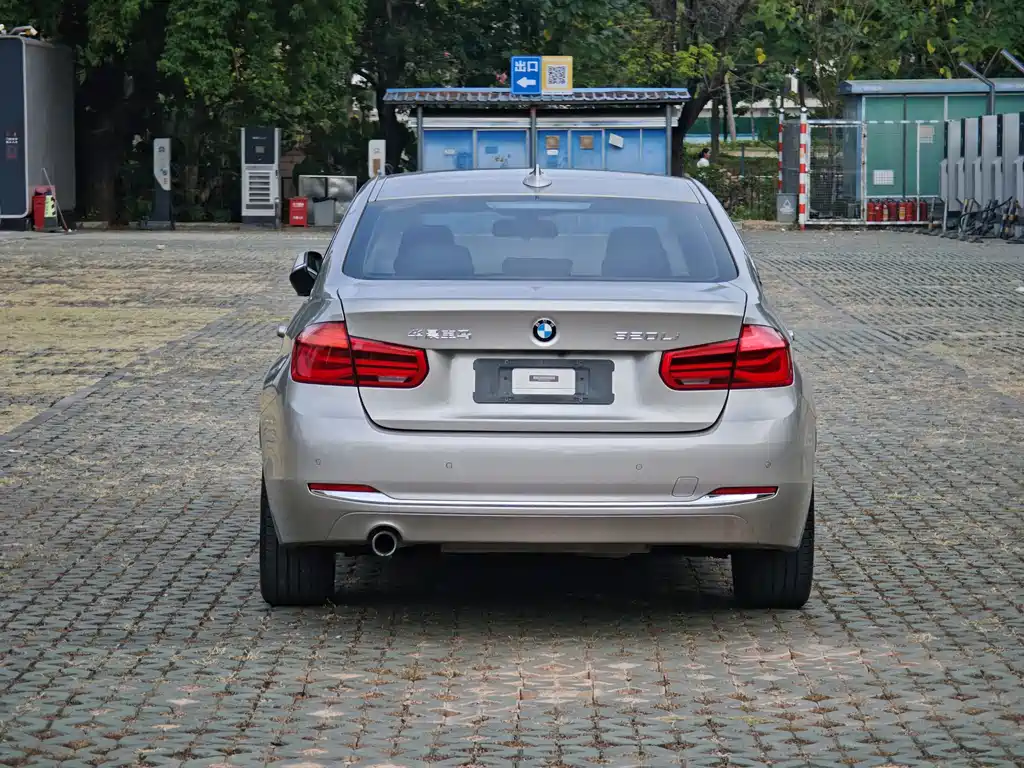 BMW 3 Series — миниатюра 16