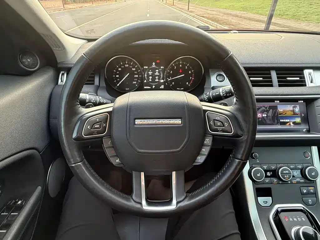 Land Rover Evoque — миниатюра 11