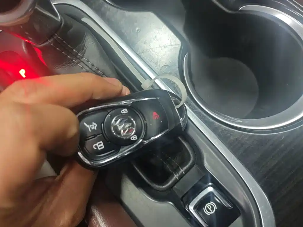 Buick Envision Plus — миниатюра 9