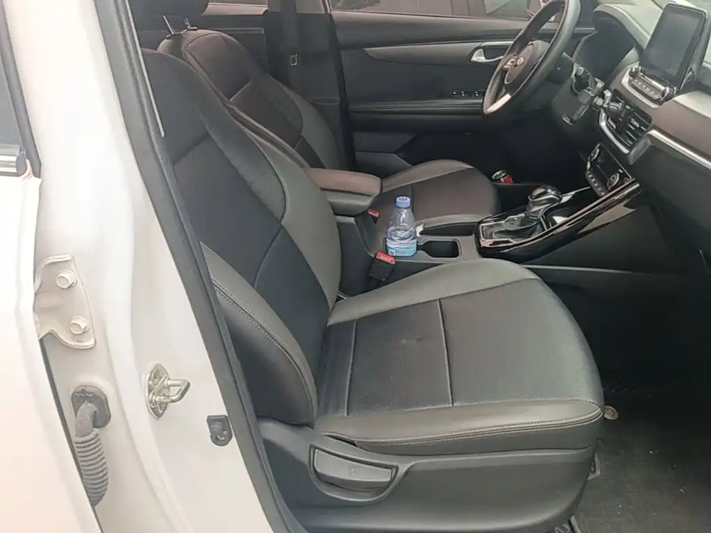 Kia Sportage — миниатюра 25
