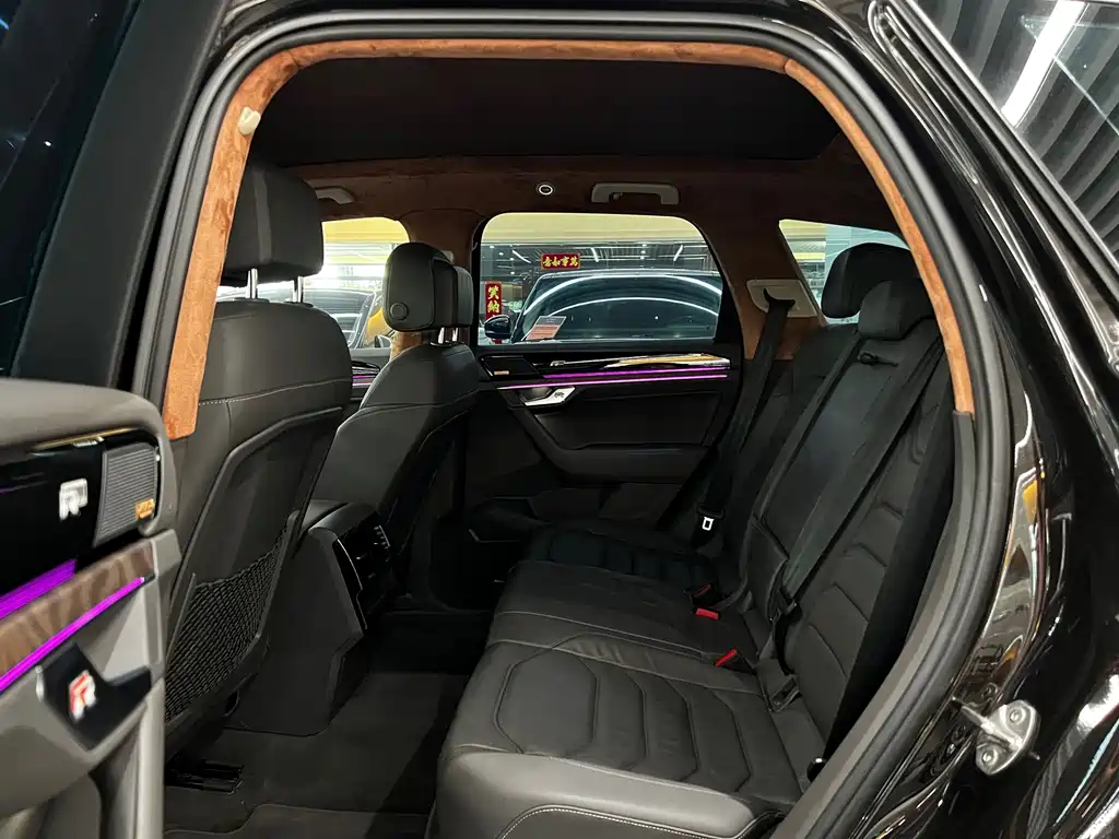 Volkswagen Touareg — миниатюра 10