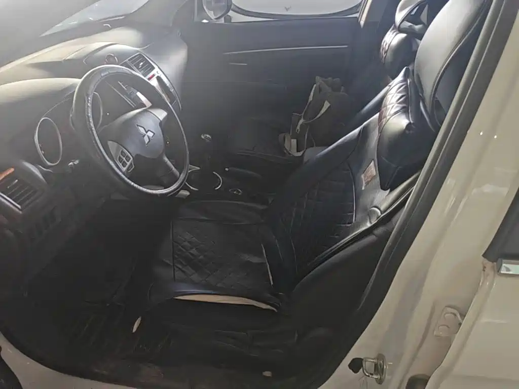 Mitsubishi ASX — миниатюра 15