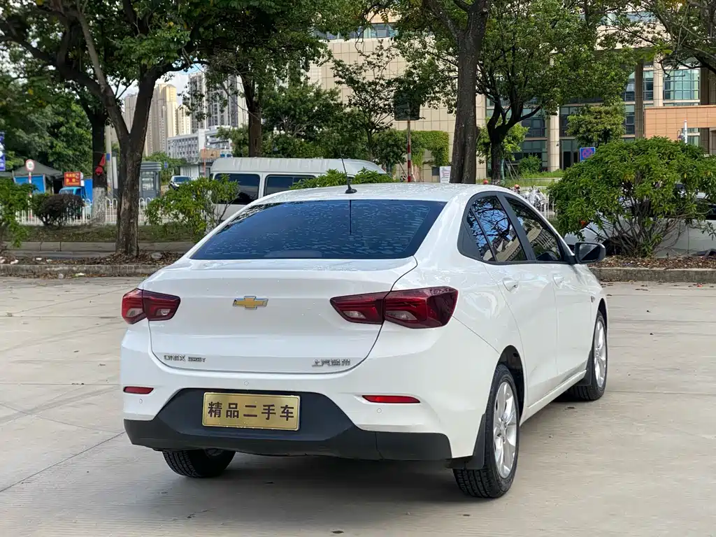 Chevrolet Cavalier — миниатюра 7