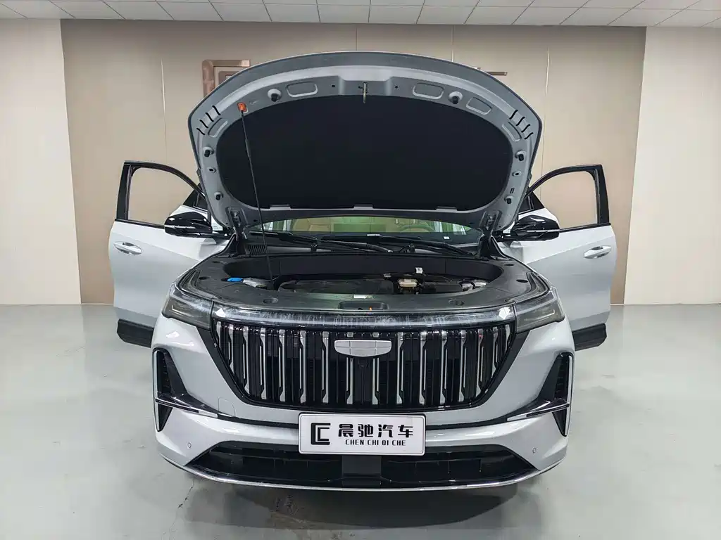 Geely Boyue L — миниатюра 15