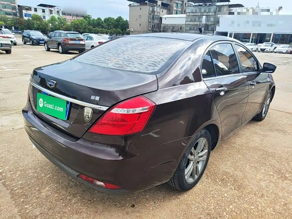 Geely Emgrand — миниатюра 7