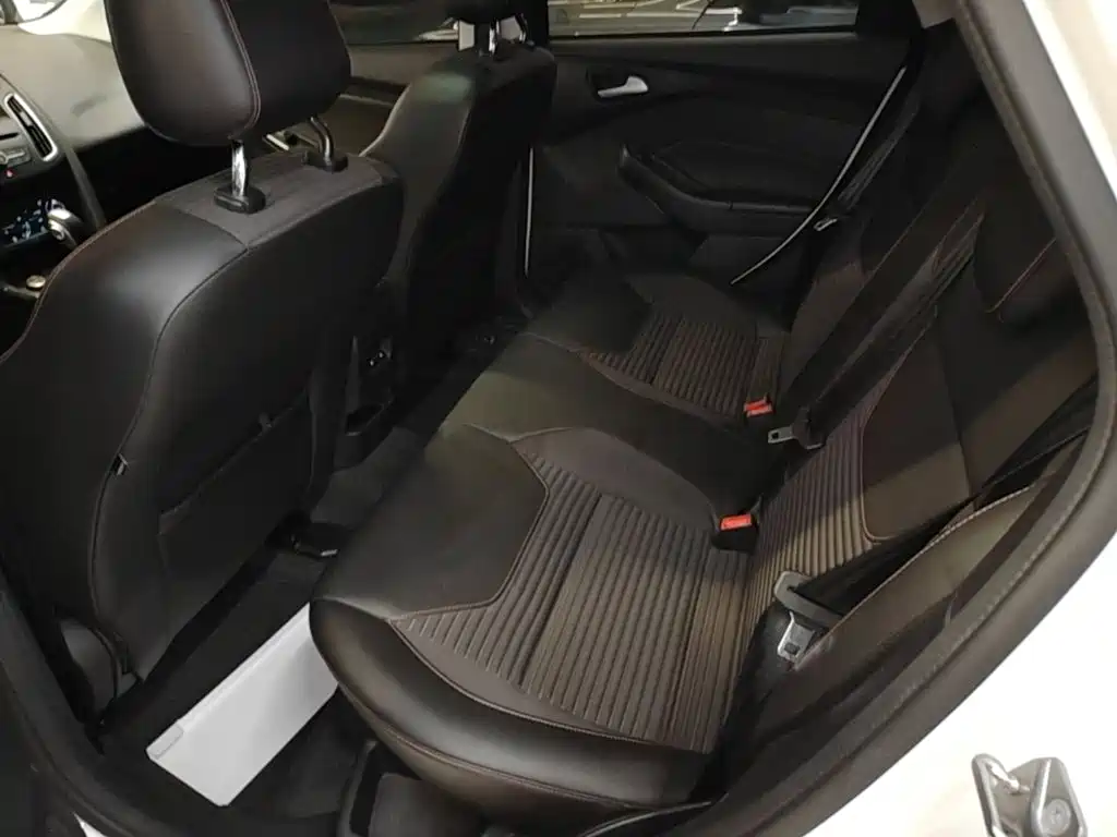 Ford Focus — миниатюра 17