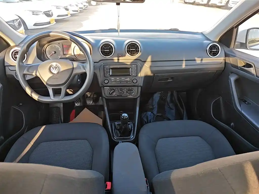 Volkswagen Jetta 2019 1.5L MT Fashion