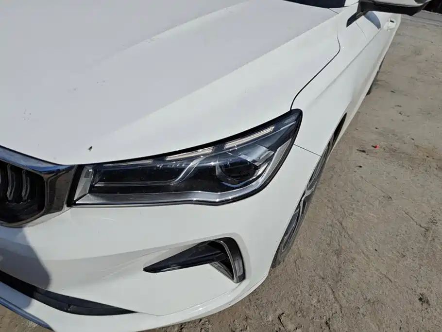 Geely Emgrand — миниатюра 5