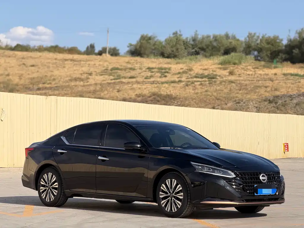 Nissan Teana — миниатюра 3