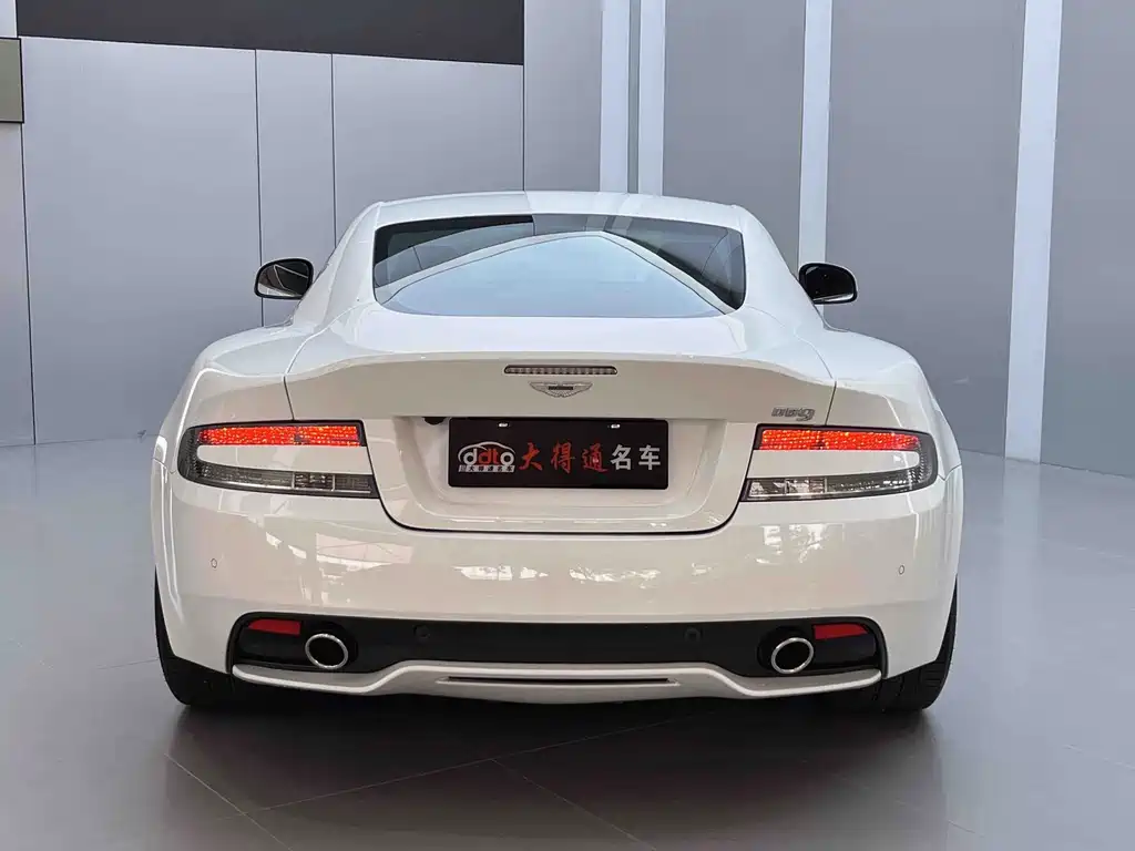 Aston Martin DB9 — миниатюра 19