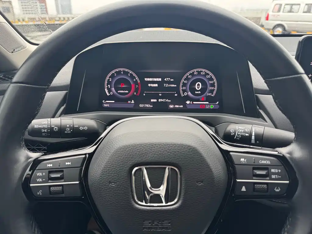 Honda Accord — миниатюра 11