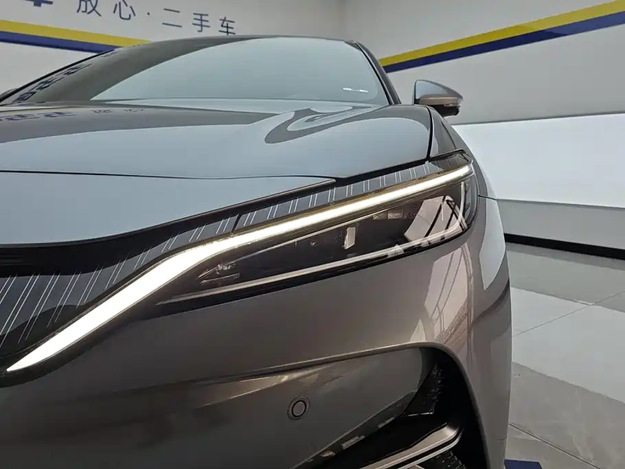 BYD L EV — миниатюра 5